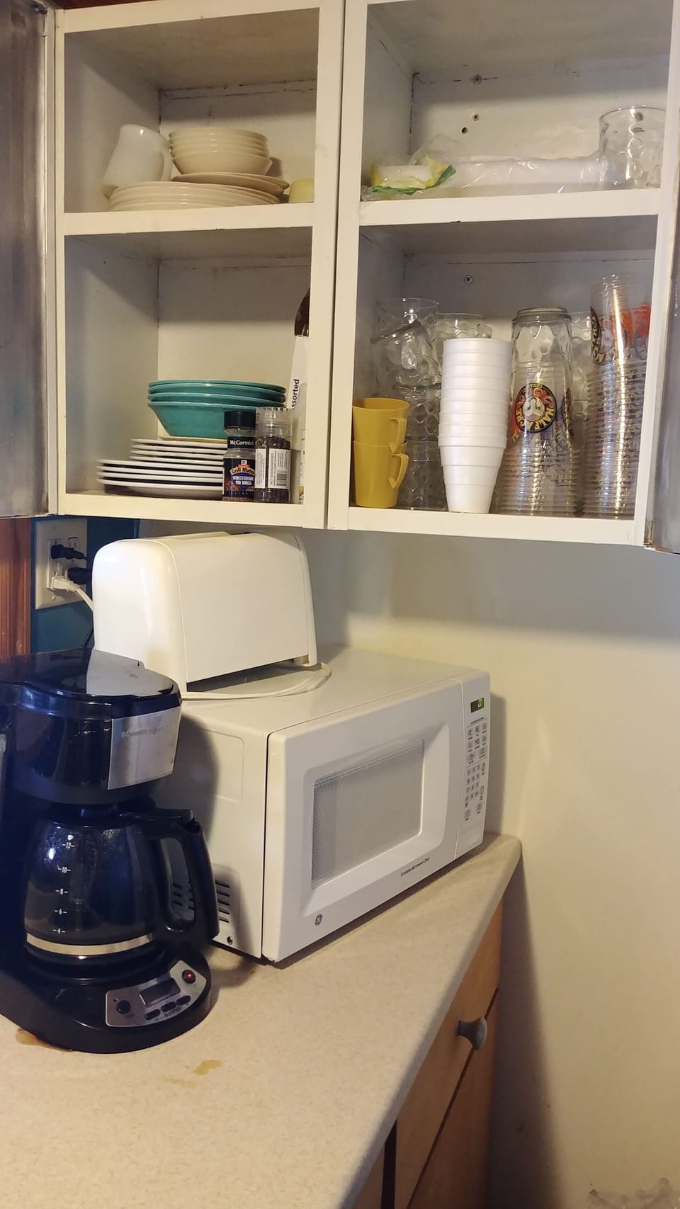 Enjoy your morning coffee with breakfast!