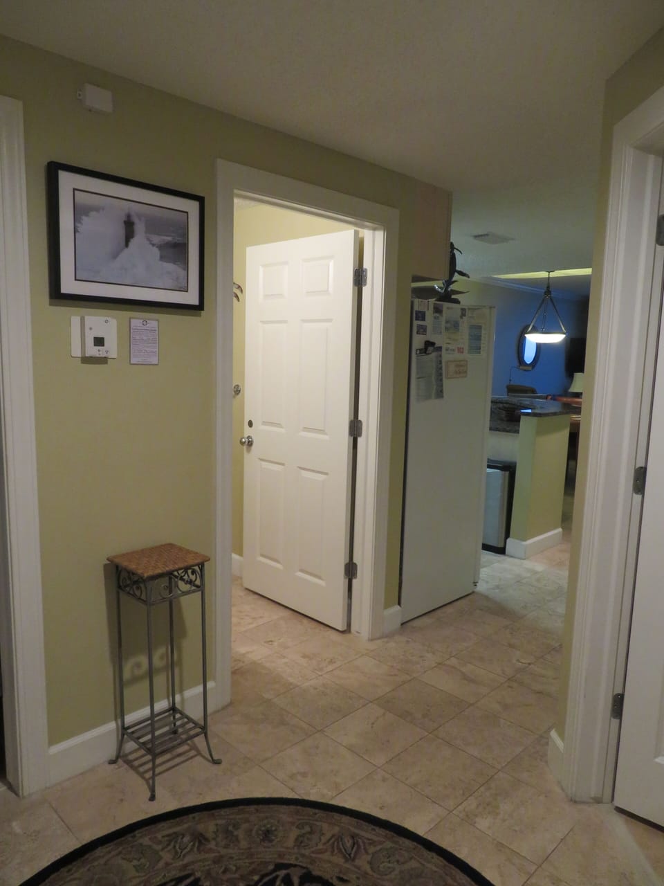 Looking into the unit from the entry hallway. 