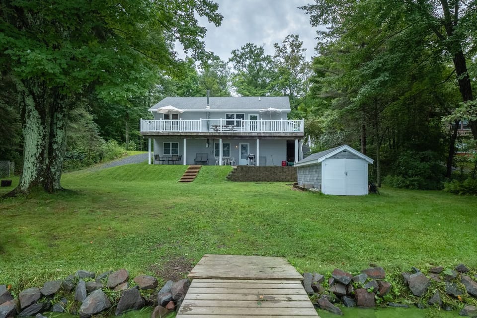 The view from the deck was super gorgeous! I loved being able to warm up in the sauna and gathering around the giant dining room table to play games with my friends.