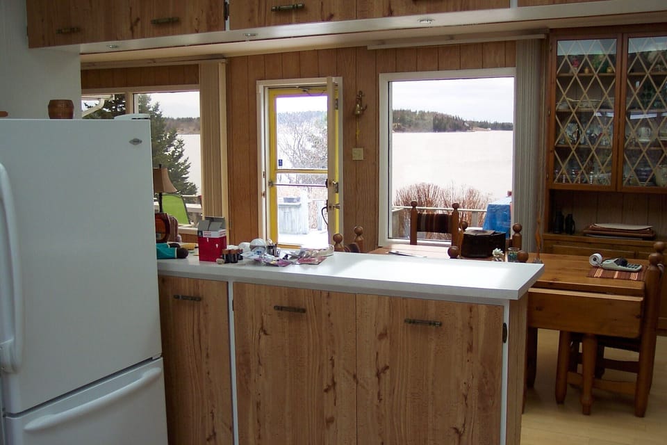 from the Kitchen/Bar to the Ocean