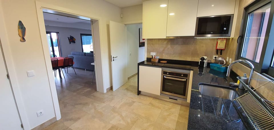 Kitchen to dining area
