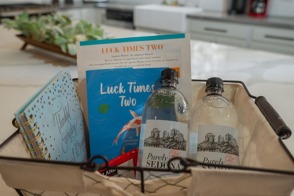 Each guest receives a welcome basket with popcorn, Sedona water & a book.