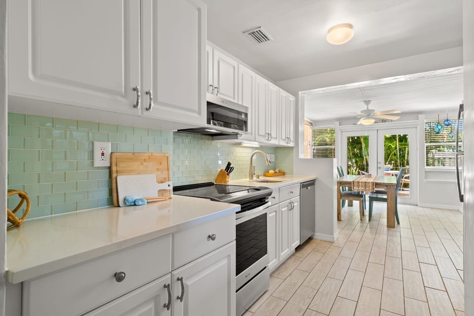 Newly Remodeled Kitchen

