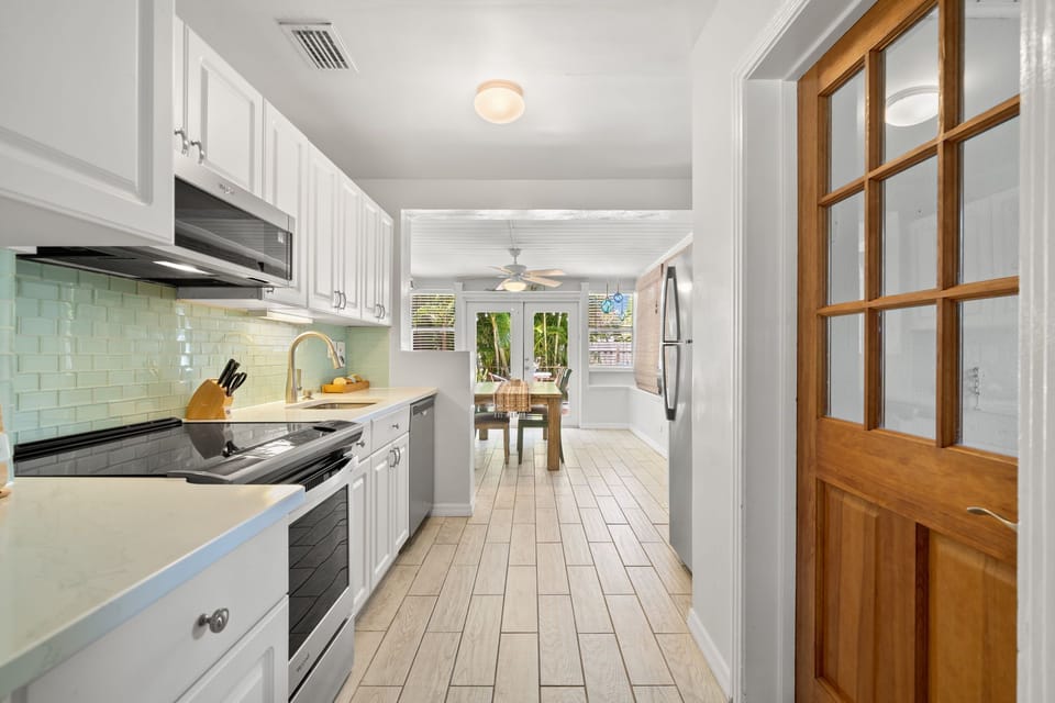 New Appliances, Quartz Countertops