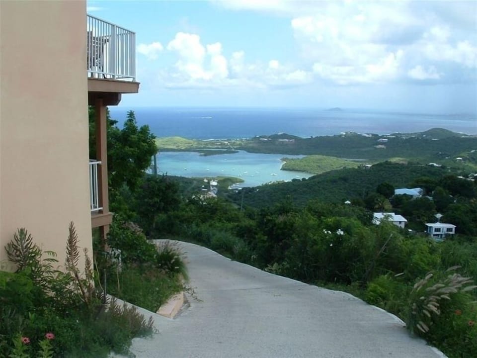 driveway up to villa