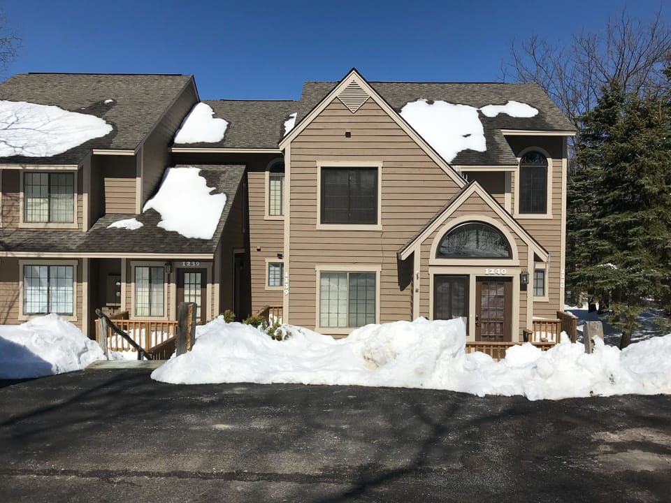 Front View of 1139 Tanyard Lane - 1st Floor Level 