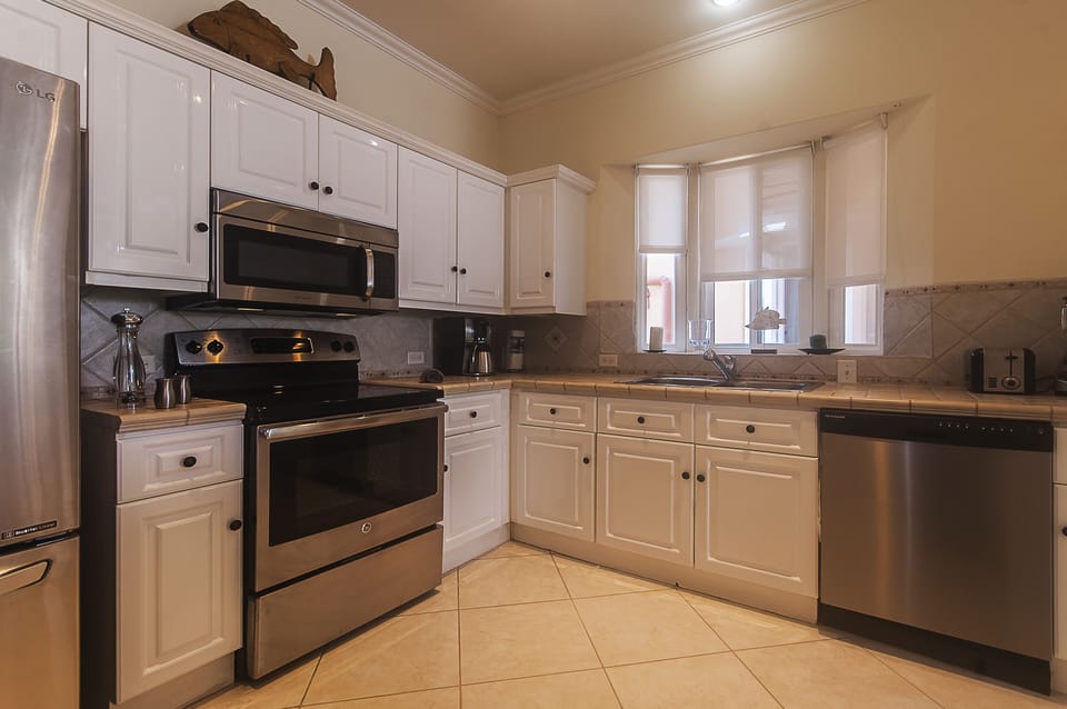 Hexclad and Henckle kitchen setup