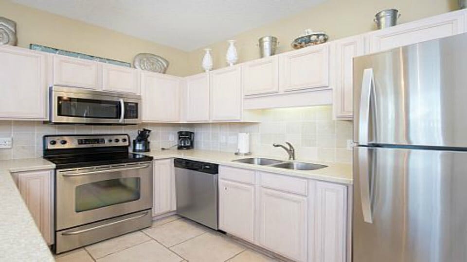 Kitchen with Dishwasher