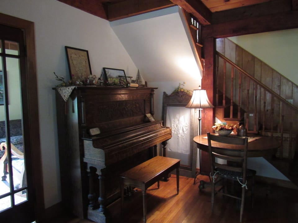 King bed in large upstairs room