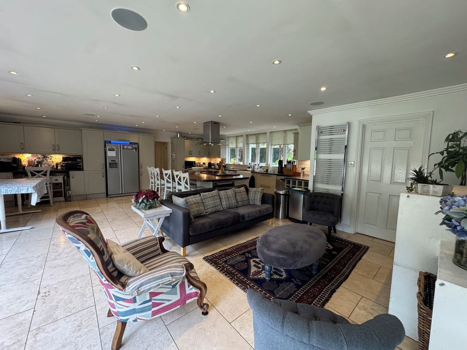 Kitchen/ living room area. 
