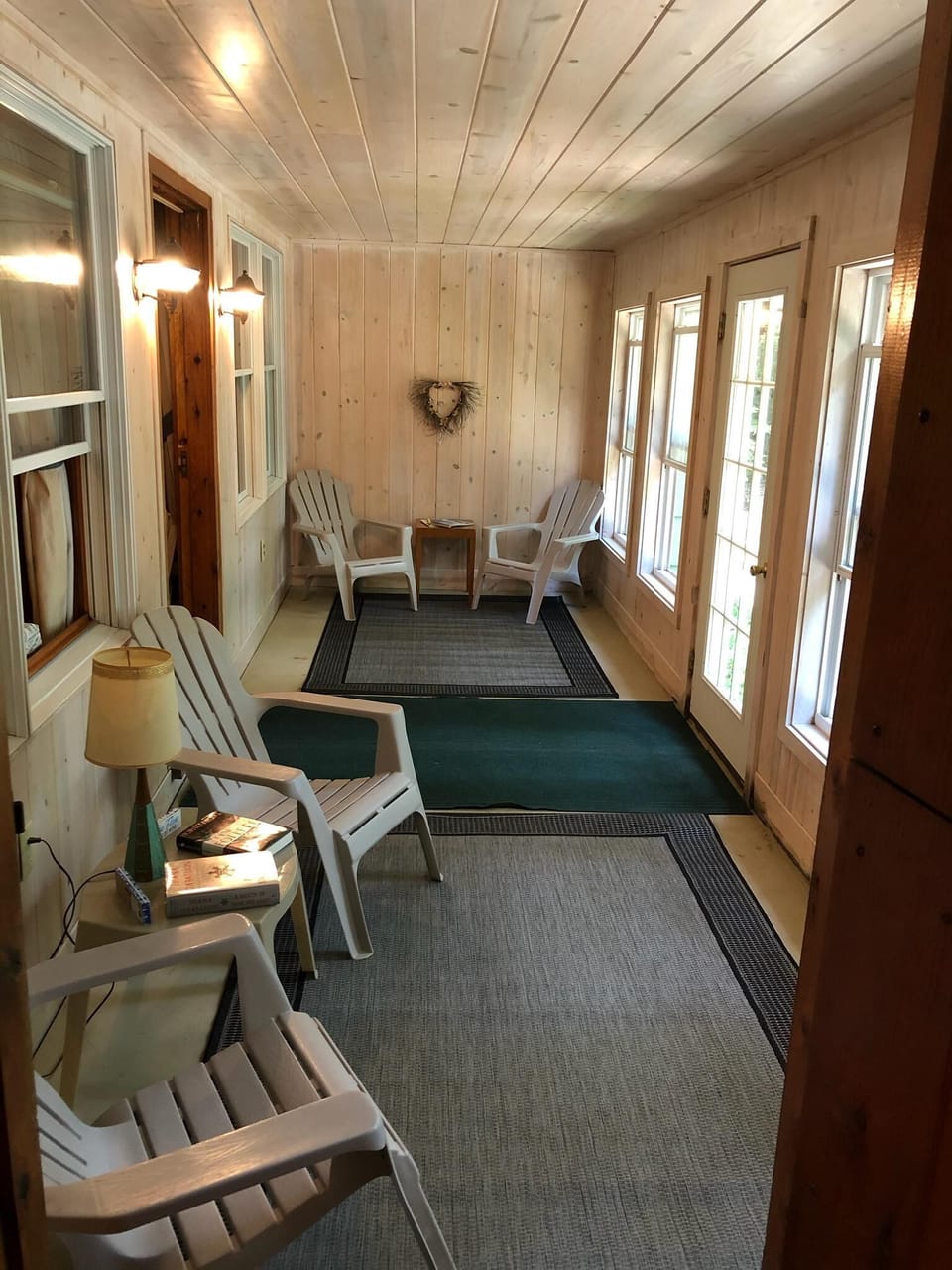 Sunporch seating areas