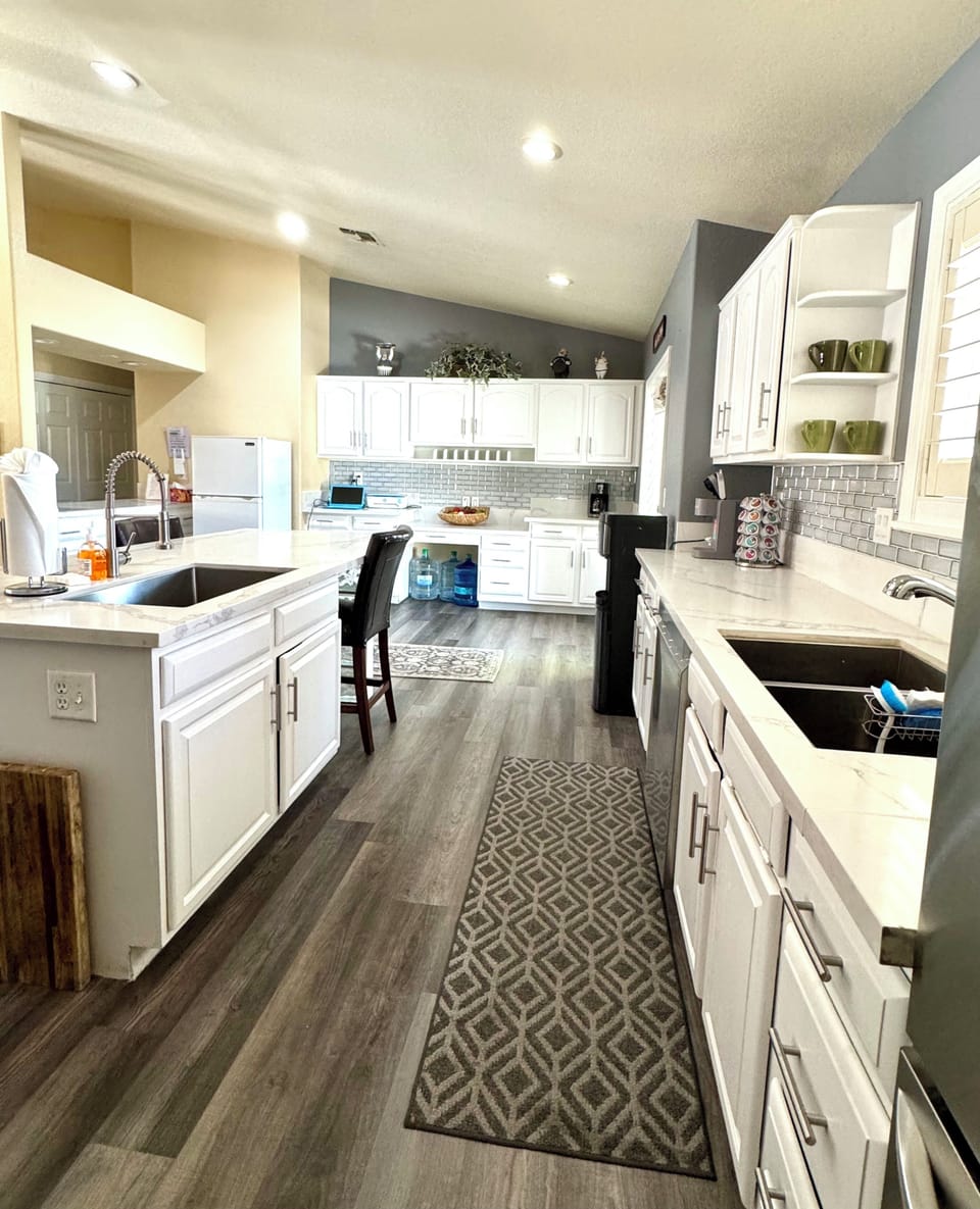 Gourmet Kitchen