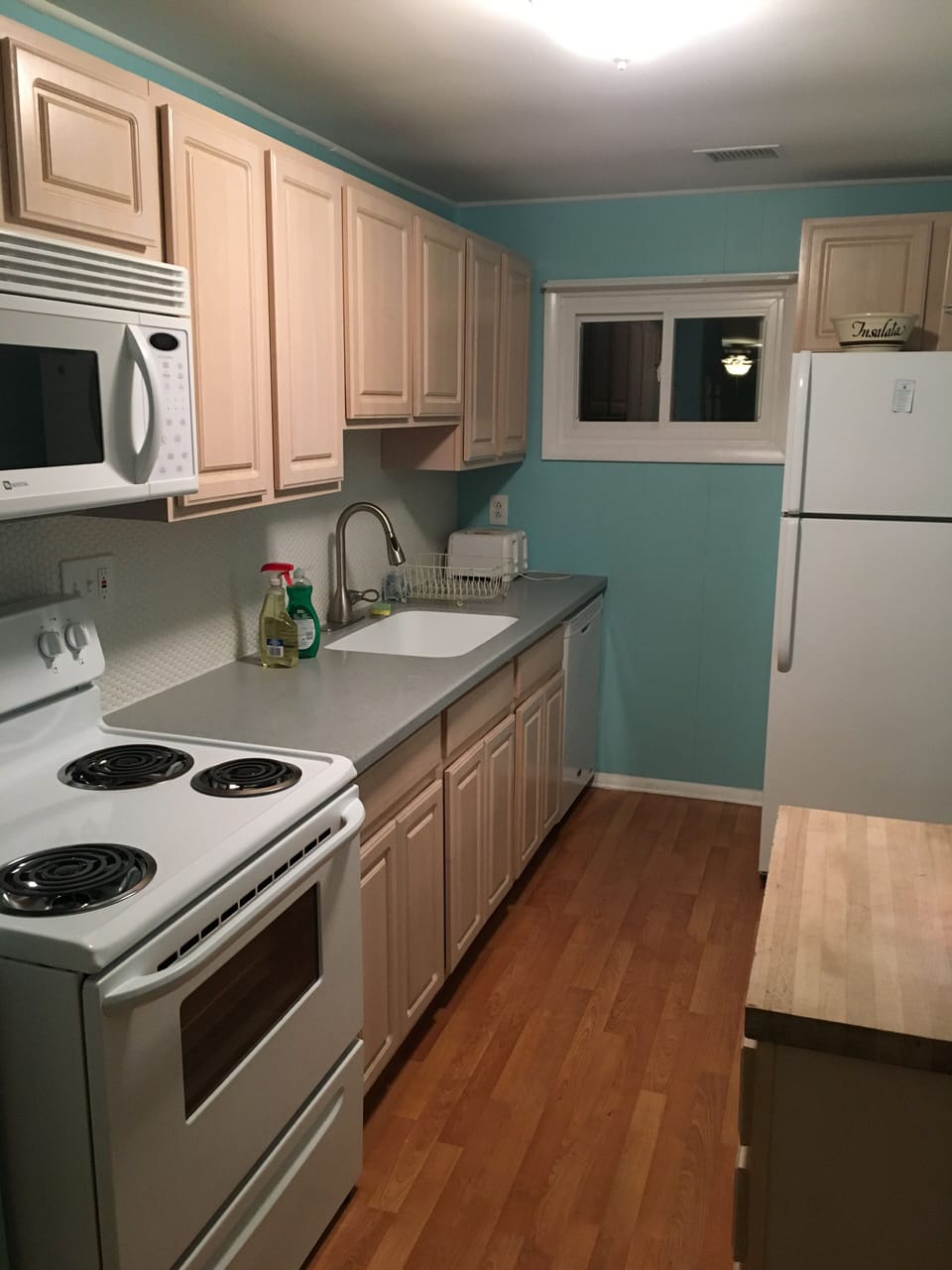Clean kitchen