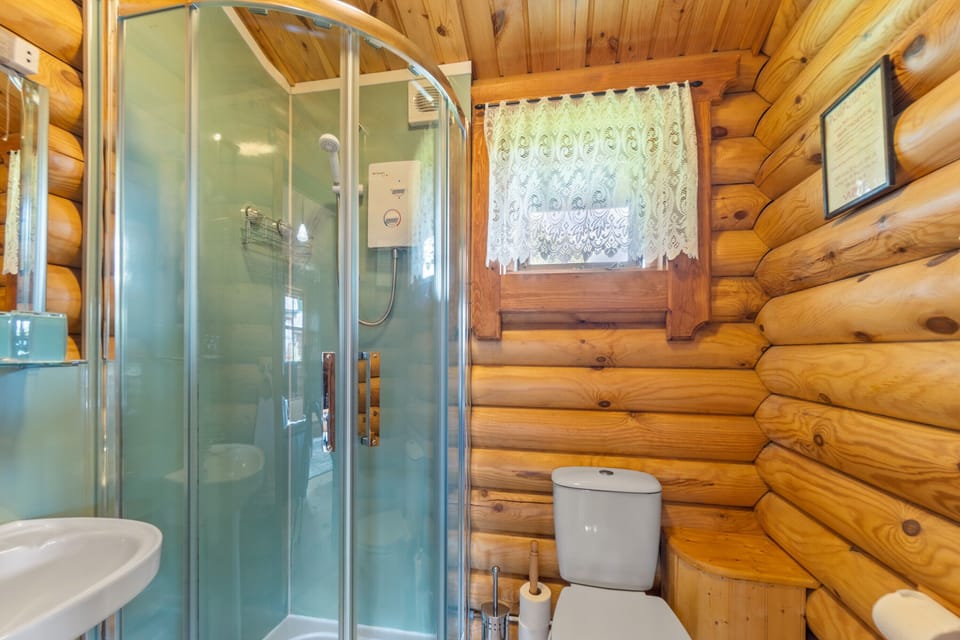 mains water shower
