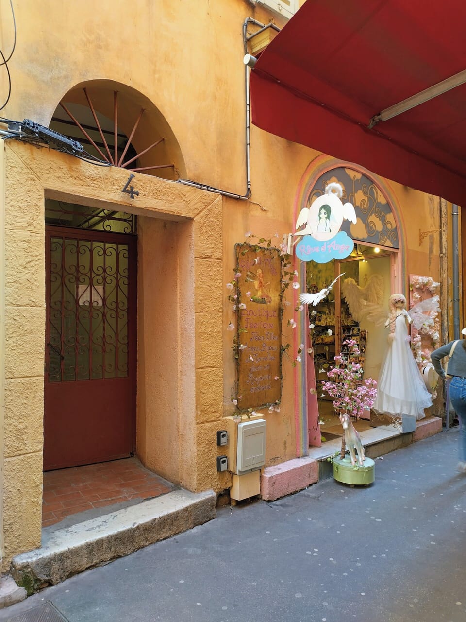 Exterior detail