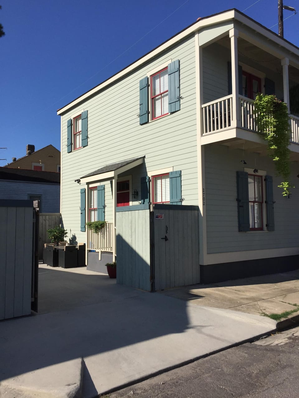 Private electric gated driveway for one car. Offstreet parking is free as well. 