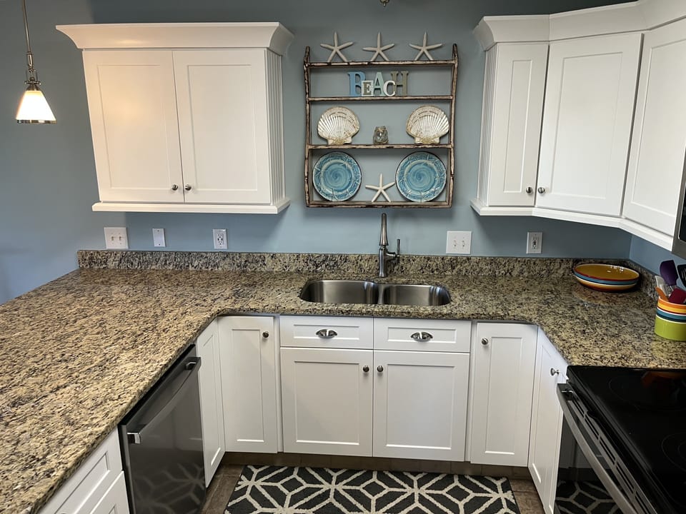 Large kitchen with granite countertops and Stainless Steel appliances