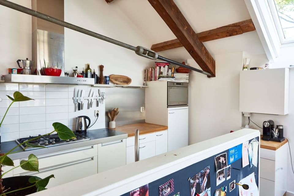 Well equipped kitchen