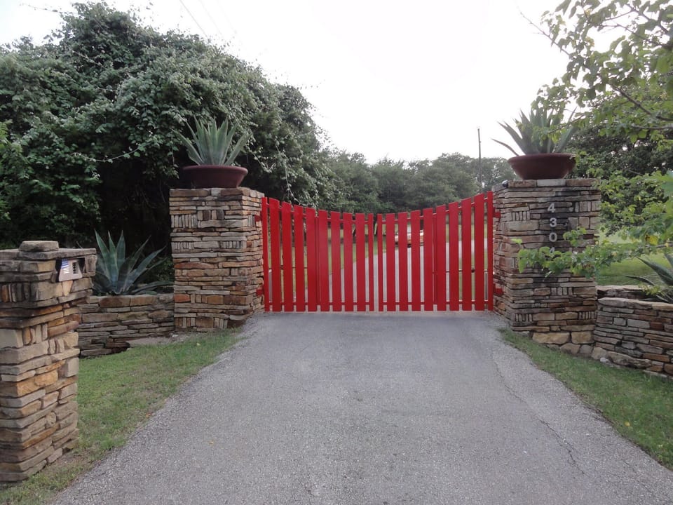 Red Gate means you’re home!