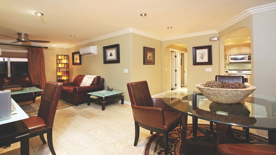 Living & Dining