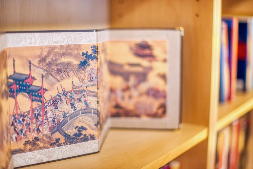 "It is a very warm and inviting place to stay."  Lisa