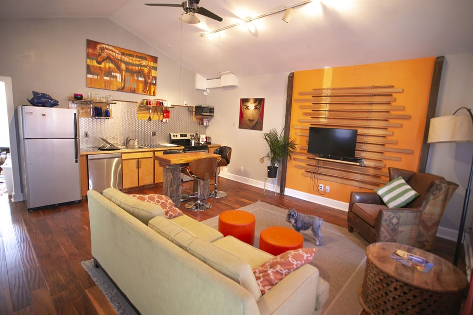 Den Kitchen