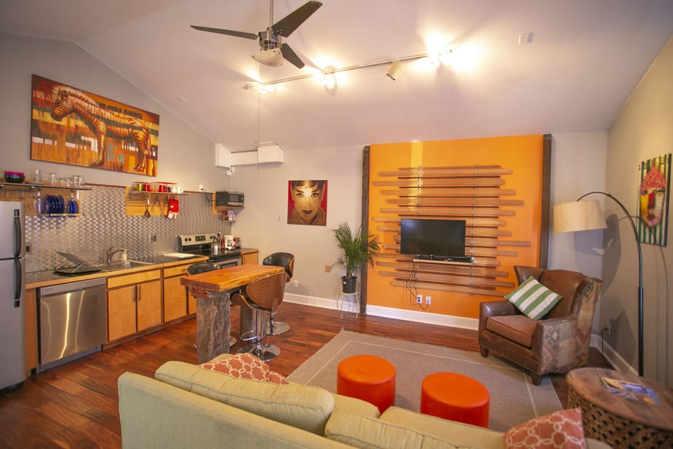 Den Kitchen