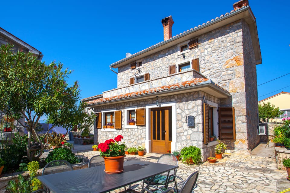 County Villa St Anton