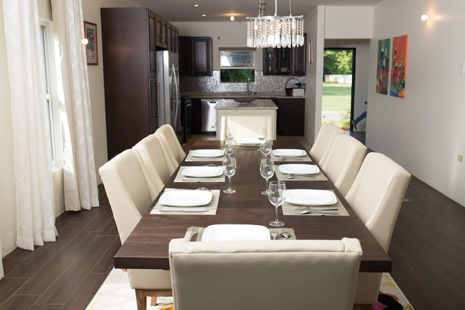 Dinning Room - Seats 8