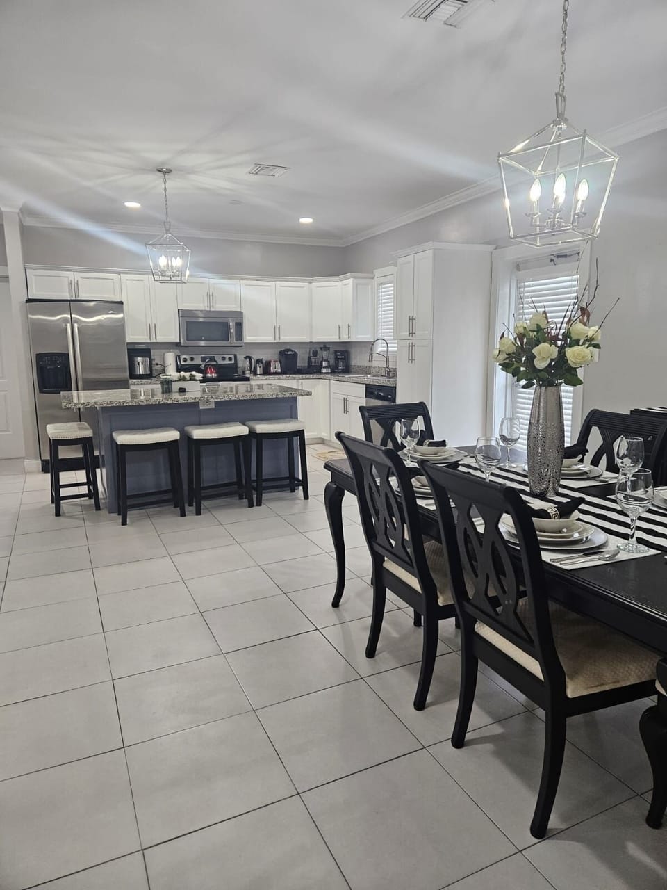 Kitchen and dining room area.