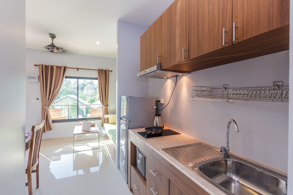 Kitchenette with equipment 