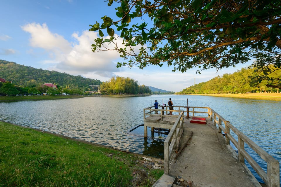 Naiharn Lake is great place to exercise. 