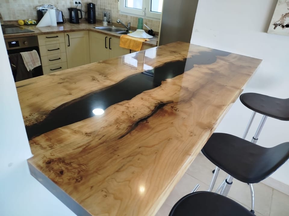 Breakfast resin bar