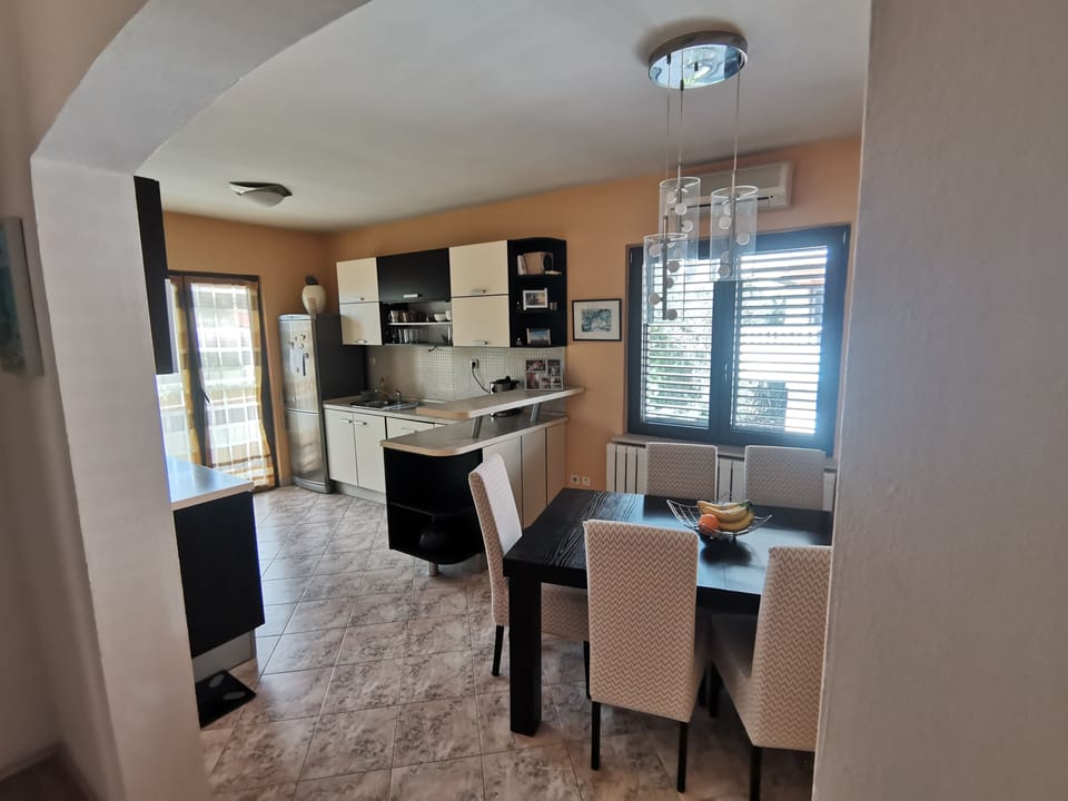 Kitchen/dinning room