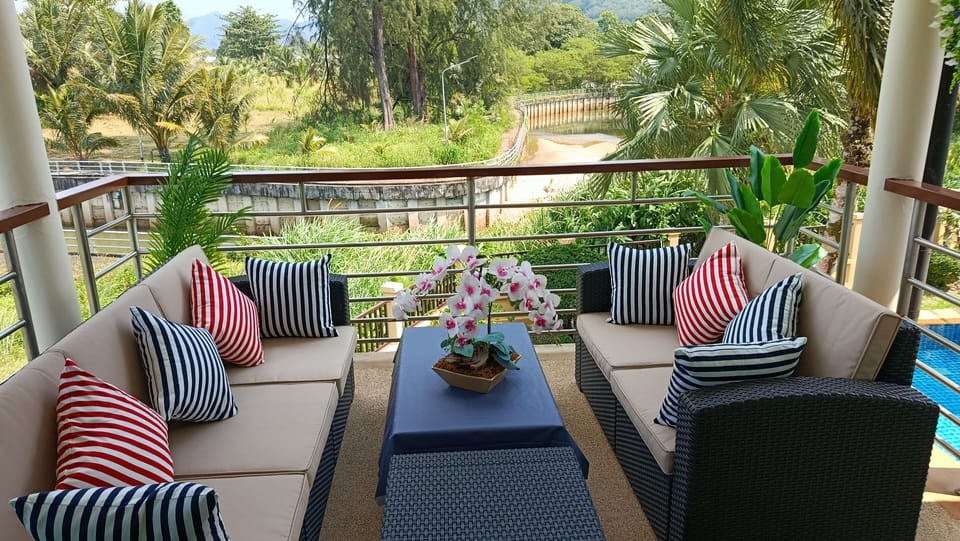 The second floor lounge provide nice views of the river and garden.