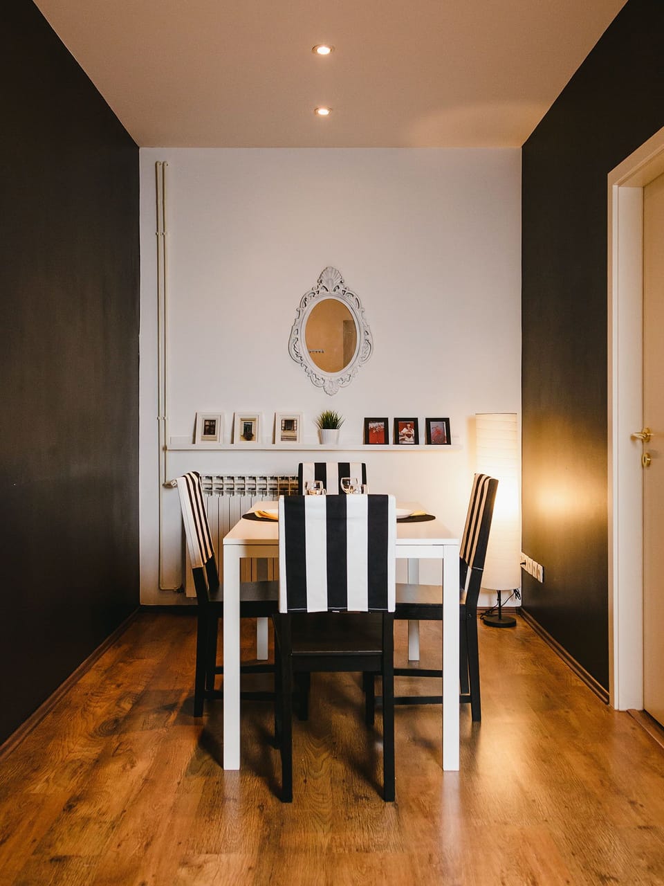 Living room - dining area