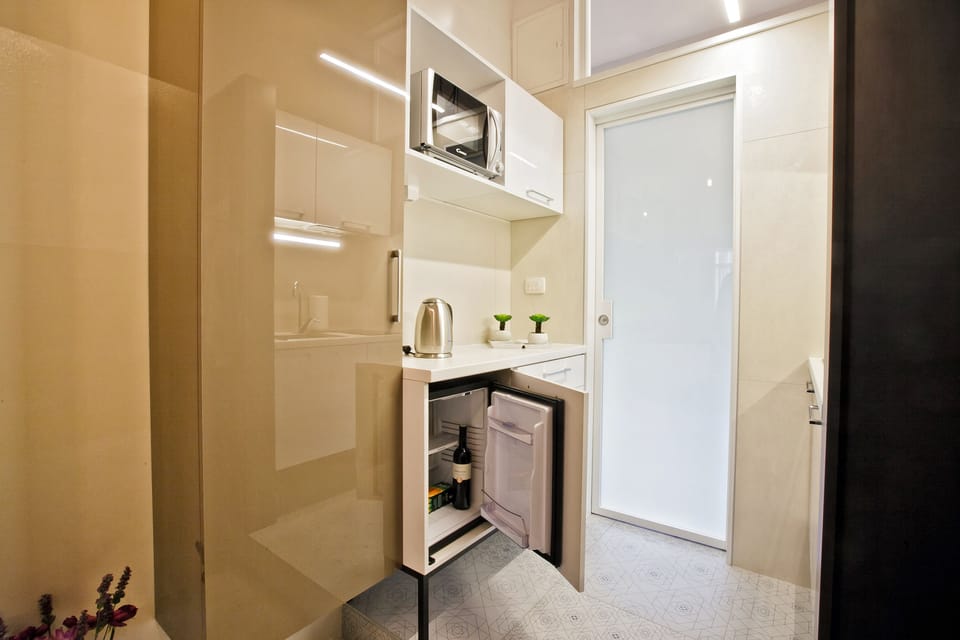 Small fridge from drinks and snacks 
