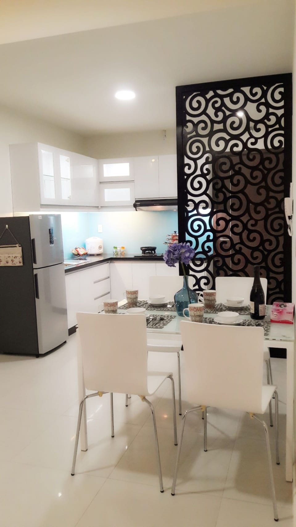 Kitchen and dining table with full furnitured