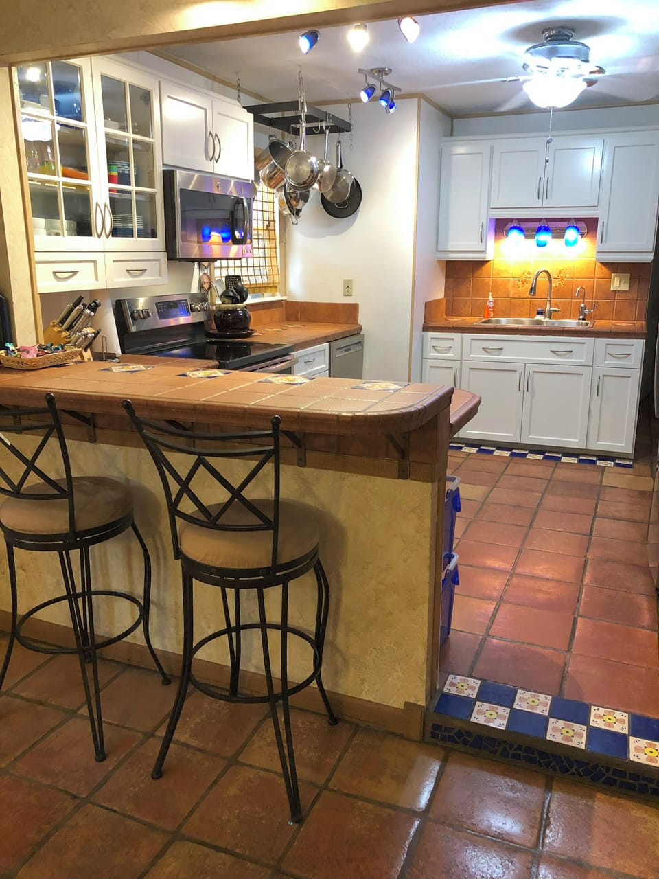 Kitchen and Bar