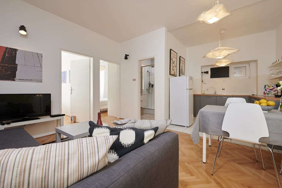 Living room in apartment Tin