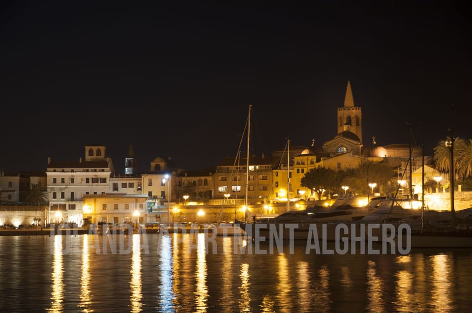 Alghero port - 400m from Iolanda Apartment