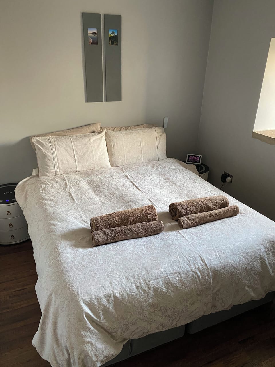 Bedroom 3 Kingsize bed option normal set up unless requested