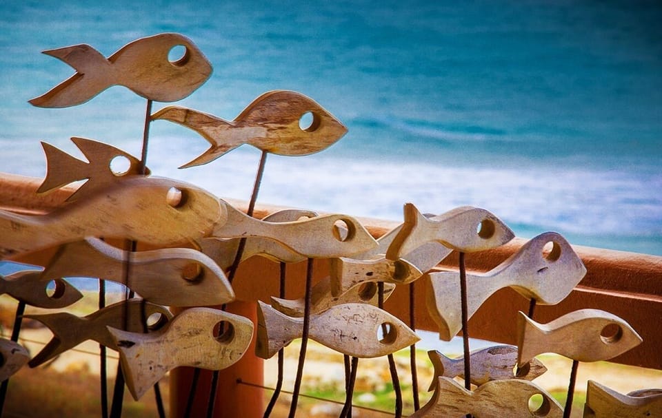 Fish sculpture on the balconey 