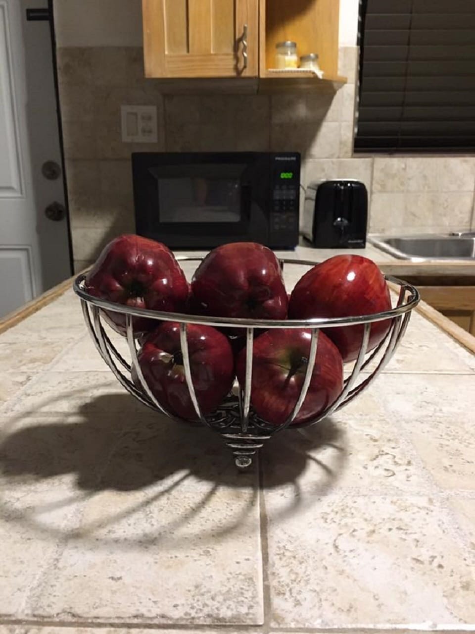 Full size Microwave and Toaster. Complimentary Fruits