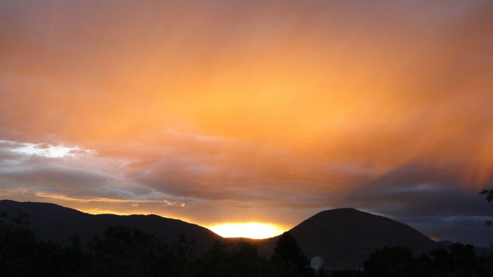 Enjoy the sunsets from the patio which looks north over Penticton and mountains