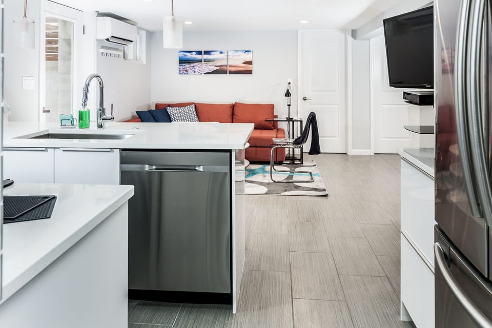 Kitchen with dishwasher