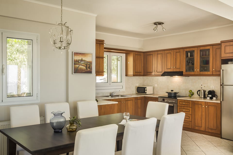 Dining Area, Kitchen