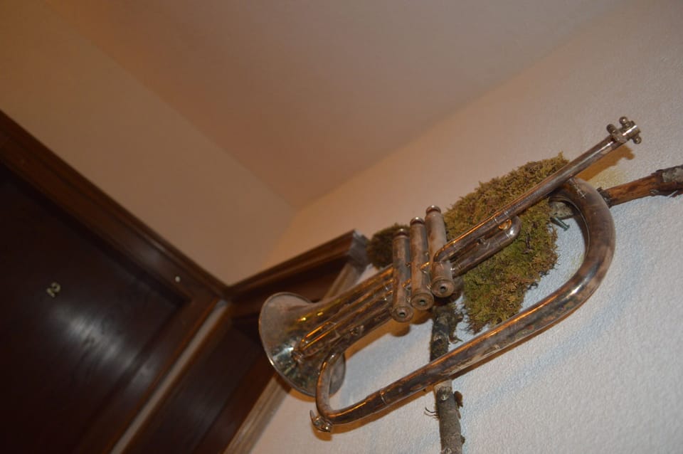 Hallway decor with a musical flavour.