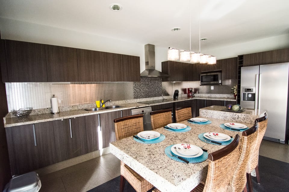 Wonderful kitchen with stainless appliances and full equipped, seating for 6 pl.