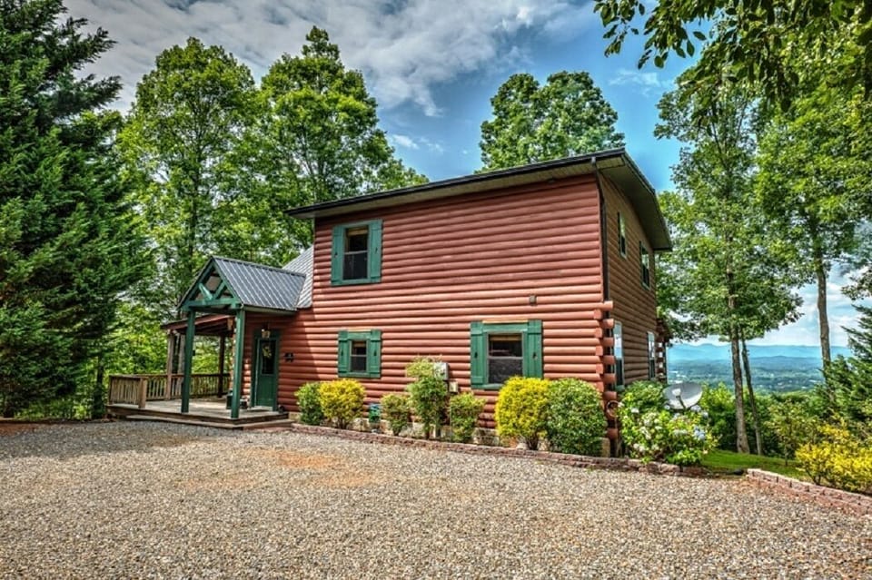 Welcome to Brasstown View!